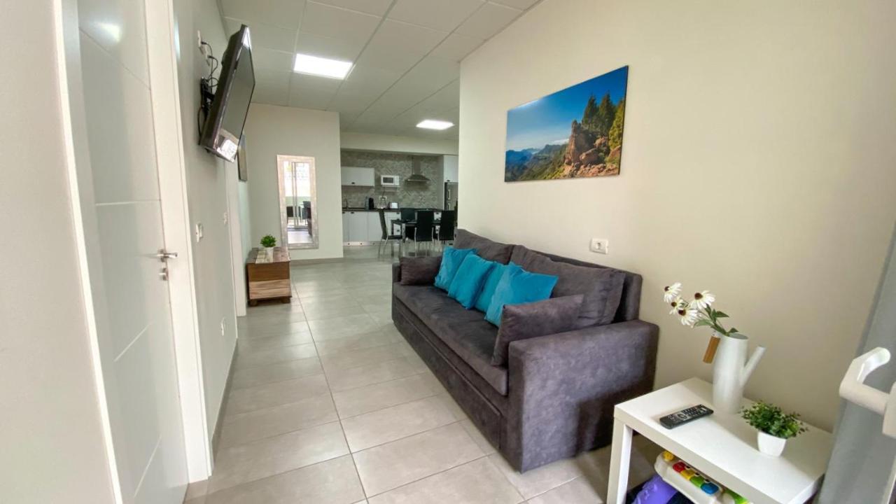 El Puente Holiday Home I- Airport 8,1K Ingenio Exterior photo